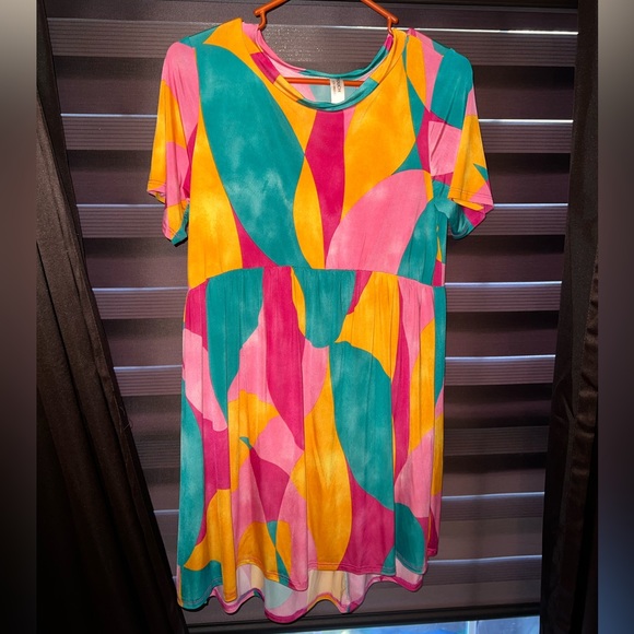 Touch Los Angeles Dresses & Skirts - Geometrical Dress